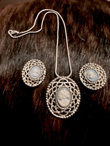 JEWELRY SETS