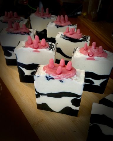 ARTISTIC LYE SOAPS